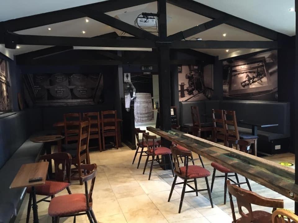 The Whisky Vaults Hotel Oban Ngoại thất bức ảnh