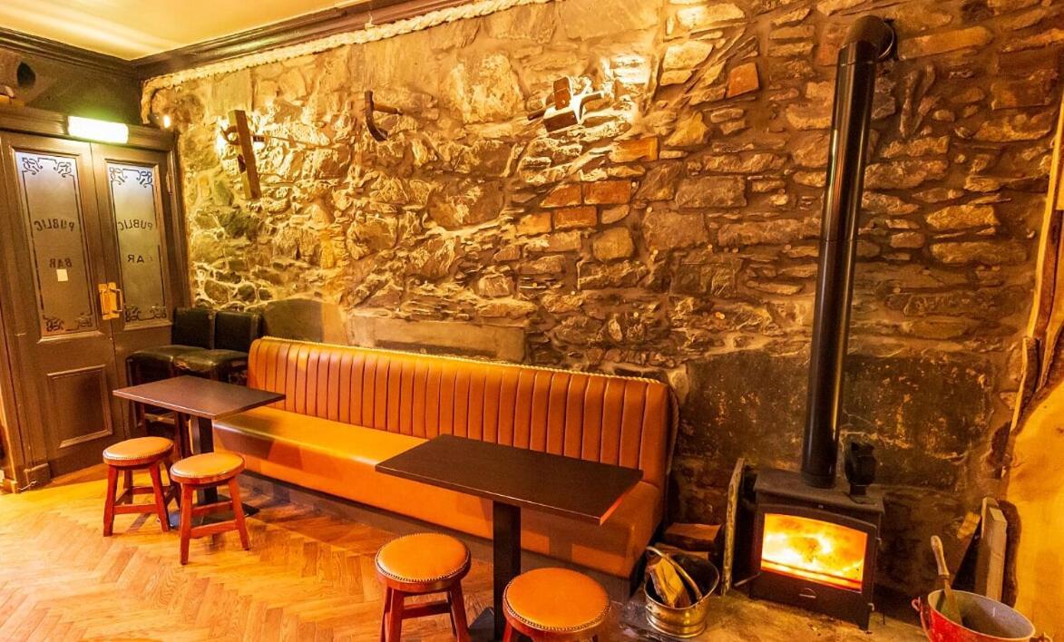 The Whisky Vaults Hotel Oban Ngoại thất bức ảnh