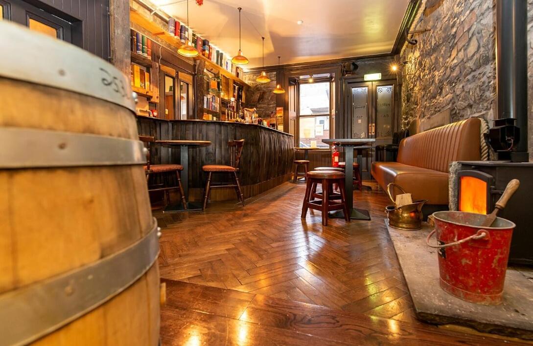 The Whisky Vaults Hotel Oban Ngoại thất bức ảnh